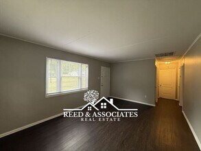 7749 Admiral Rd in Millington, TN - Building Photo - Building Photo