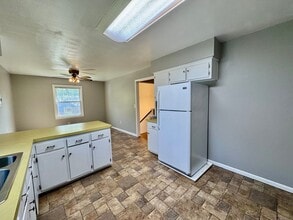 936 Ridge Dr in Warrensburg, MO - Building Photo - Building Photo