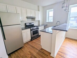 2 S Oakland Ave in Ventnor City, NJ - Building Photo - Building Photo