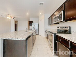 37685 W Amalfi Ave in Maricopa, AZ - Building Photo - Building Photo