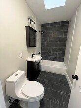 158 Sanford St in East Orange, NJ - Building Photo - Building Photo