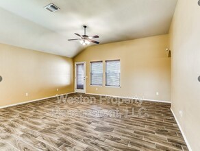 1709 Choctaw Wood Dr in Choctaw, OK - Building Photo - Building Photo