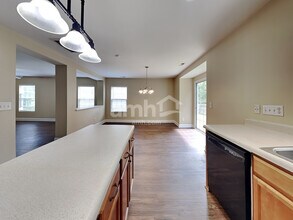 3770 Marshlane Way in Raleigh, NC - Foto de edificio - Building Photo