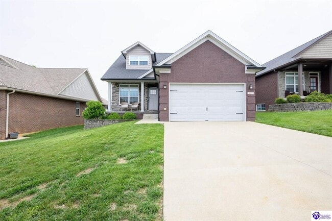 property at 907 Leafland Pl