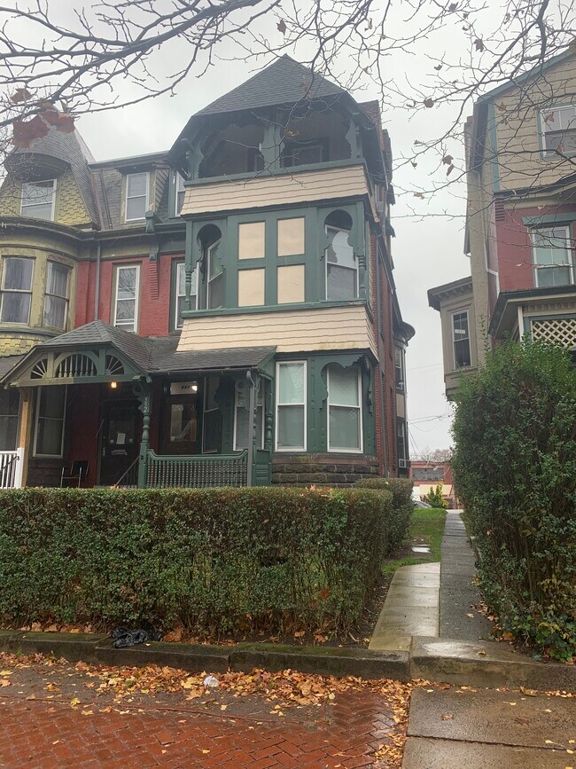 552 E High St Rentals in Pottstown, PA