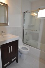 490 E Hedding St-Unit -APT 3 in San Jose, CA - Building Photo - Building Photo