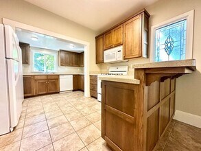 839 Rio Chico Way in Chico, CA - Building Photo - Building Photo