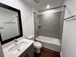 1607 Barrows Ln in Richmond, TX - Building Photo - Building Photo