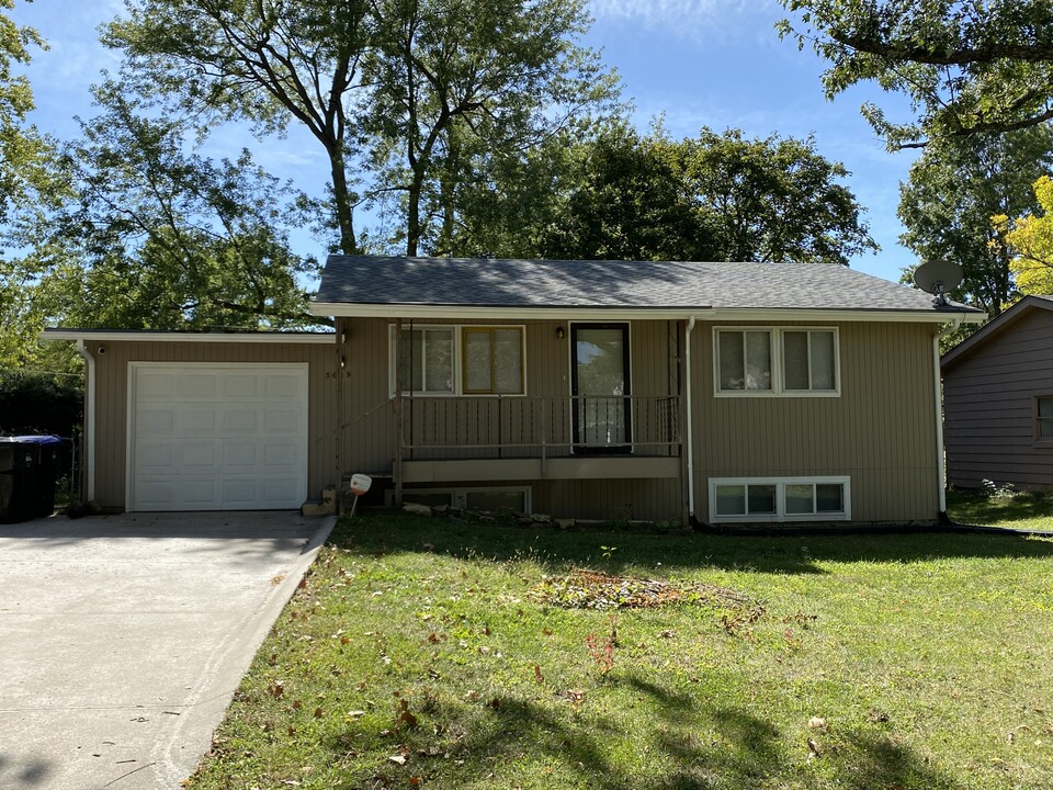 3639 SW 38th Terrace in Topeka, KS - Building Photo