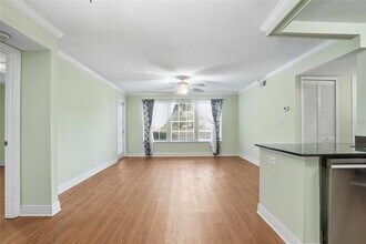 3275 Haviland Ct in Palm Harbor, FL - Building Photo - Building Photo