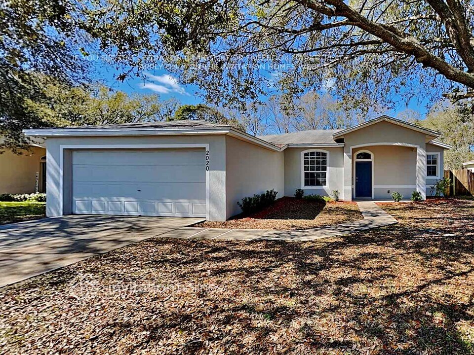 2020 Sweetfern Pl in Lakeland, FL - Building Photo