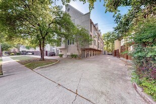 4303 Buena Vista St, Unit 306 in Dallas, TX - Building Photo