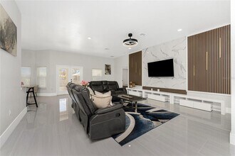 22497 Vale Ave in Port Charlotte, FL - Building Photo - Building Photo