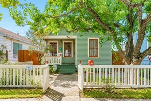 4123 Avenue Q in Galveston, TX - Building Photo