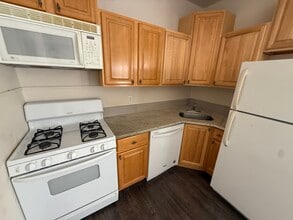2389 Mountain Ave, Unit 2 in Scotch Plains, NJ - Building Photo - Building Photo