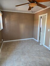 165 Addie St in Pismo Beach, CA - Foto de edificio - Building Photo