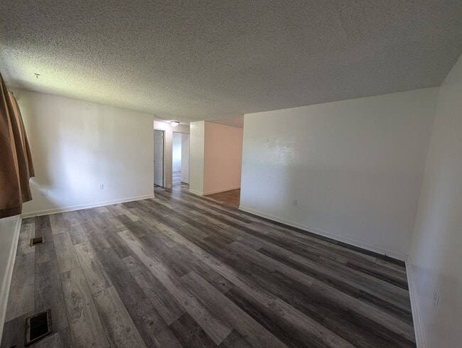 5002 Wocus Rd in Klamath Falls, OR - Building Photo - Building Photo