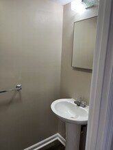 Coal Creek Apartment Homes in Oliver Springs, TN - Foto de edificio - Building Photo