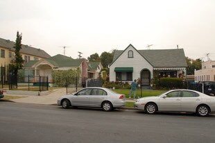 1136-1160 N. El Centro Ave in Los Angeles, CA - Building Photo