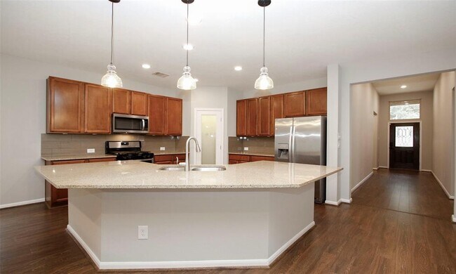 1938 Elkington Cir in Conroe, TX - Building Photo - Building Photo