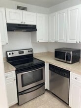 2525 Caper Ln in Maitland, FL - Building Photo - Building Photo