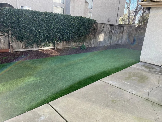 5640 Vintage Cir in Stockton, CA - Building Photo - Building Photo