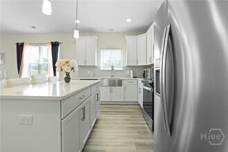 117 Mettler Loop in Richmond Hill, GA - Building Photo - Building Photo