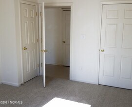 800 Hammock Ln-Unit -2 in Jacksonville, NC - Building Photo - Building Photo