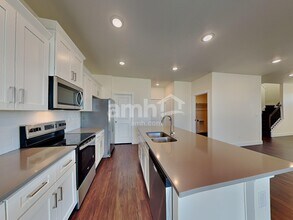 10084 W Raleigh St in Boise, ID - Foto de edificio - Building Photo