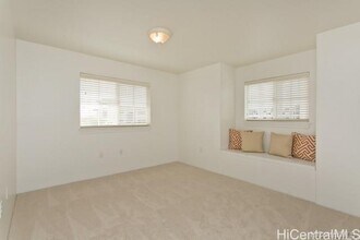 7018 Hawaii Kai Dr in Honolulu, HI - Building Photo - Building Photo