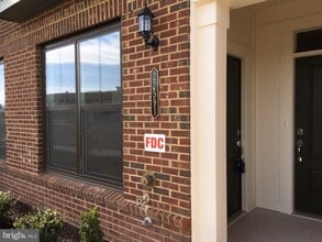 22591 Amendola Terrace in Ashburn, VA - Building Photo - Building Photo