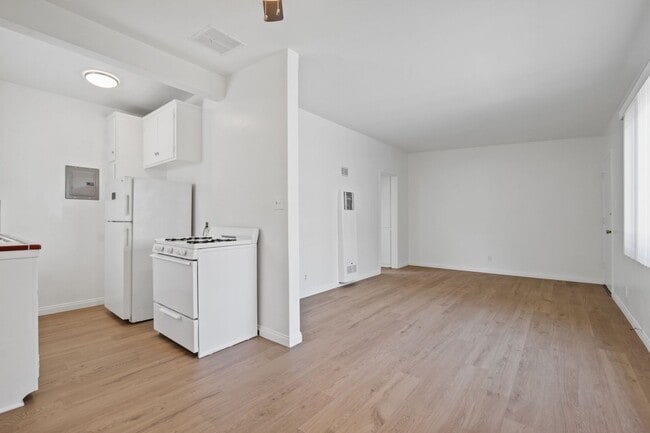 422 Hill St, Unit 10