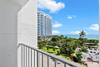 6450 Collins Ave in Miami, FL - Building Photo - Building Photo