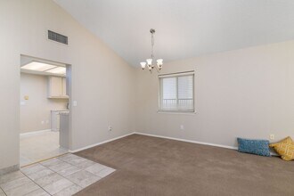 6276 Irena Ave in Camarillo, CA - Building Photo - Building Photo