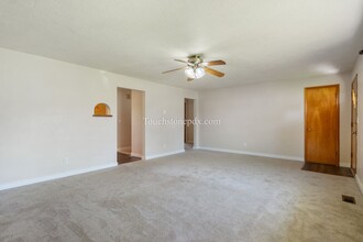 1291 Leo St NE in Keizer, OR - Foto de edificio - Building Photo