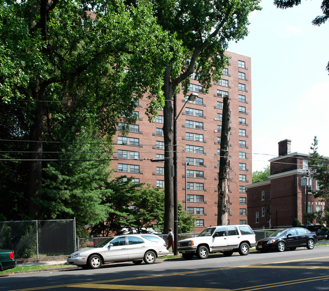 Ballantine House in Newark, NJ - Building Photo - Building Photo