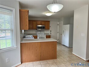 5509 Jones Mill Dr in Glen Allen, VA - Building Photo - Building Photo
