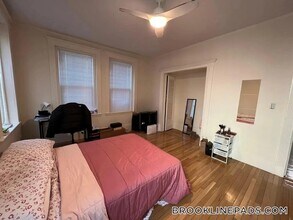 73 Longwood Ave in Brookline, MA - Building Photo - Building Photo