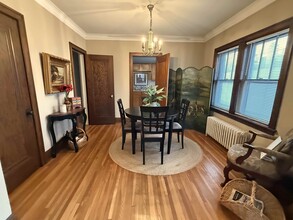 4410 Beard Ave S, Unit Apartment 1 in Minneapolis, MN - Foto de edificio - Building Photo