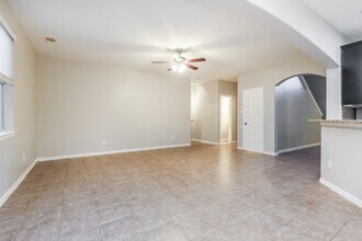 9202 Hidden Lake Cir in Magnolia, TX - Building Photo - Building Photo