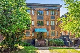 Montrose and Montclair in Birmingham, AL - Building Photo