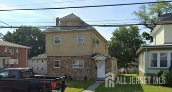729 Bordentown Ave in South Amboy, NJ - Building Photo