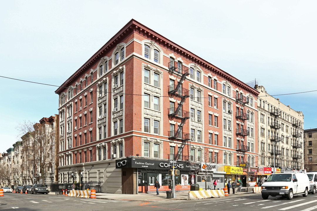 3361 Broadway in New York, NY - Building Photo