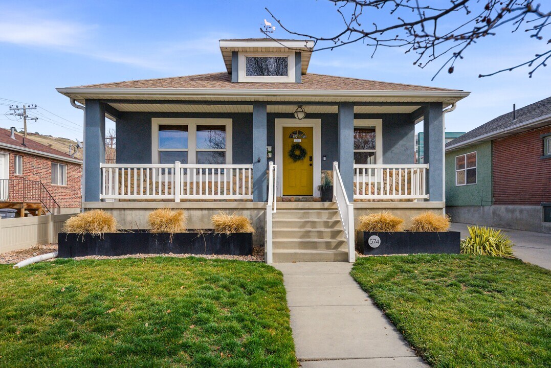 574 Pugsley St in Salt Lake City, UT - Building Photo