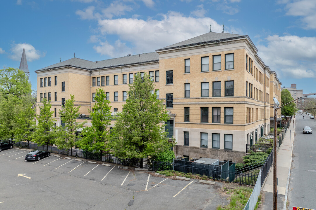 Classical High Condominiums in Springfield, MA - Building Photo