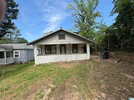 7736 Division Ave in Birmingham, AL - Building Photo