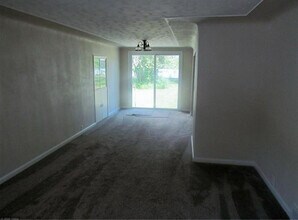 306 4th Ave NE in Brainerd, MN - Building Photo - Building Photo