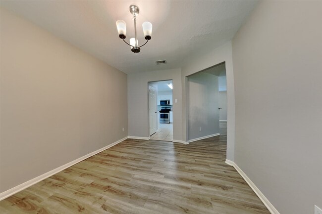 16624 Foursquare Dr