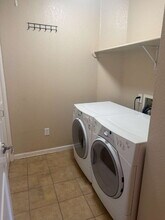 7820 Inverness Blvd in Englewood, CO - Building Photo - Building Photo