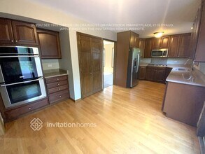 1172 Cactus Trail in Carol Stream, IL - Building Photo - Building Photo